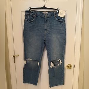 NWT Abercrombie & Fitch Curve Love Ultra High Rise Ankle Straight Jeans Size 33S